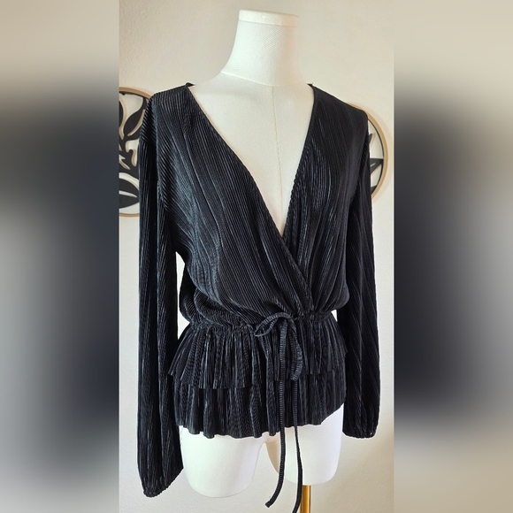 Zara Black Pleated Blouse - Picture 2 of 8